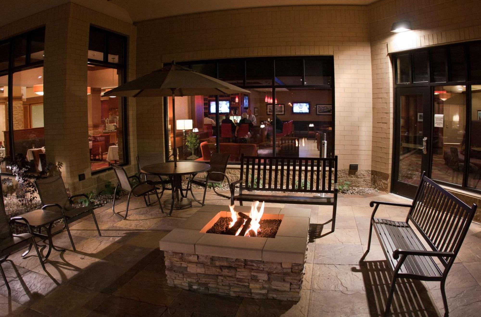 Hilton Garden Inn Milwaukee Airport Exteriör bild