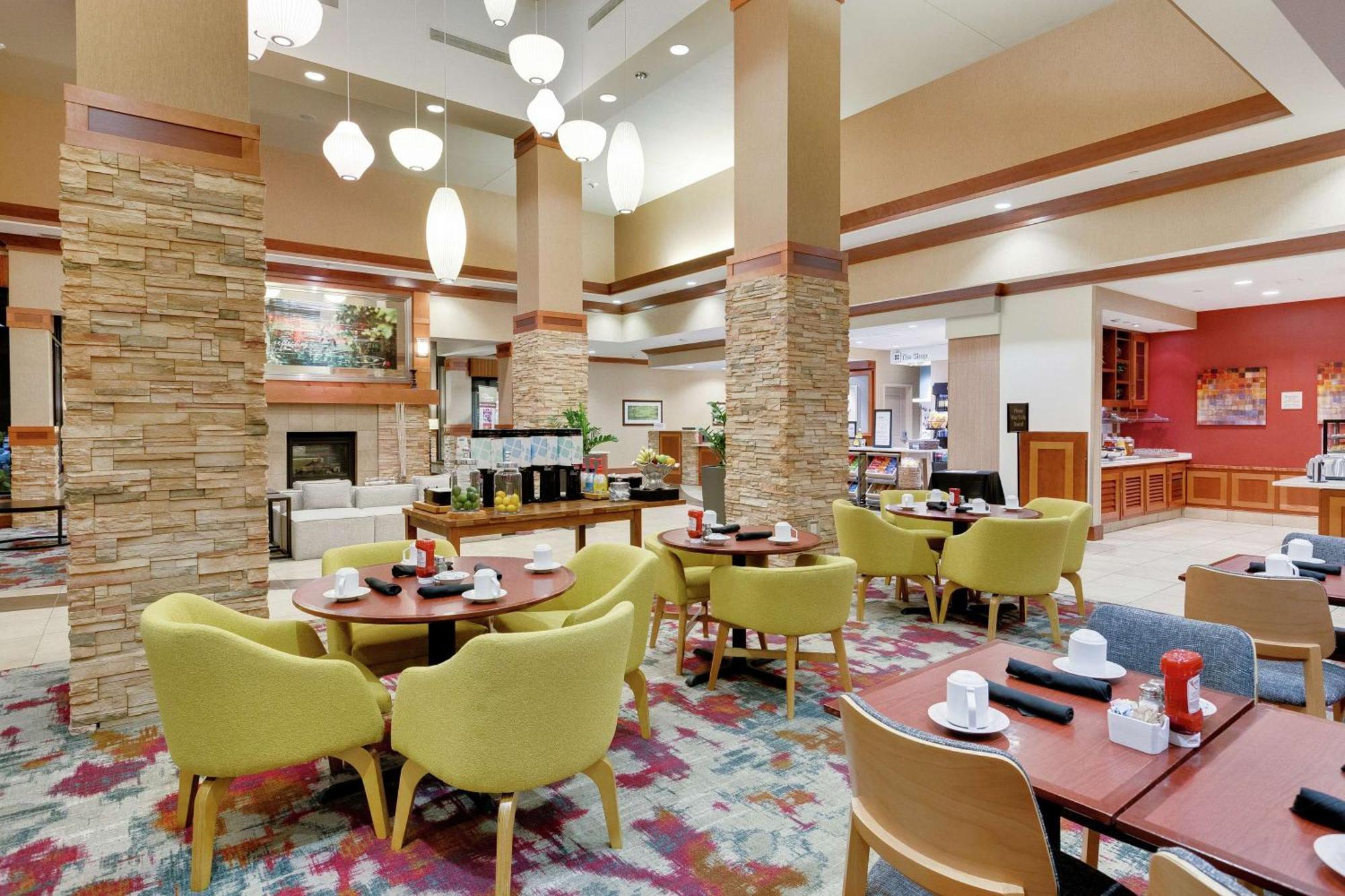 Hilton Garden Inn Milwaukee Airport Exteriör bild